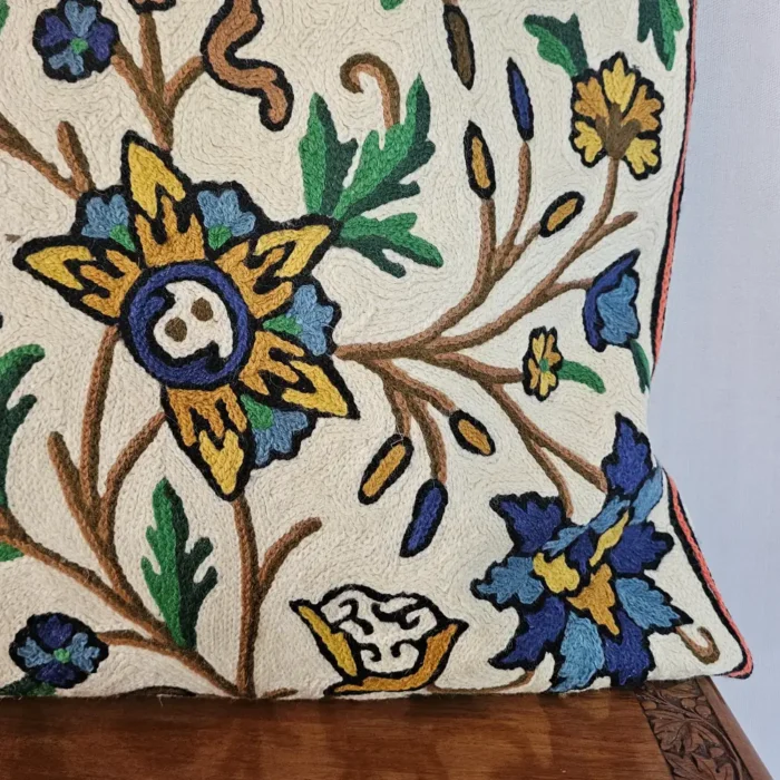 Kashmiri White Dusoot Cotton Cushion Covers (Set of 2) - Pastel Thread Chain Stitch - Image 3