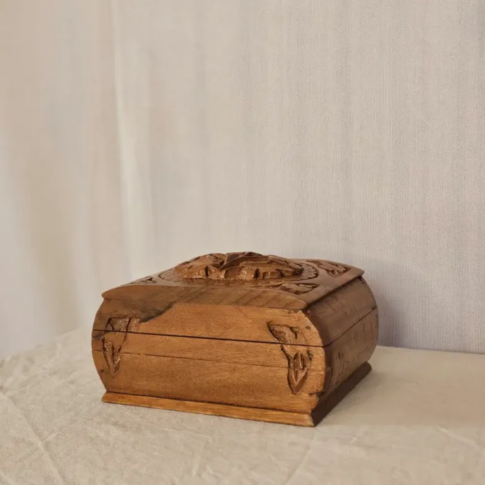 Kashmiri Walnut Wood Box with Traditional Carving - Image 2