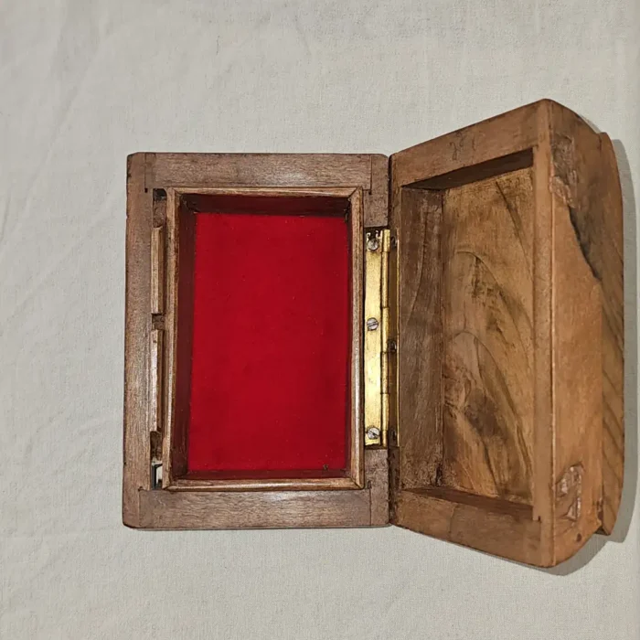 Kashmiri Walnut Wood Box with Traditional Carving - Image 5