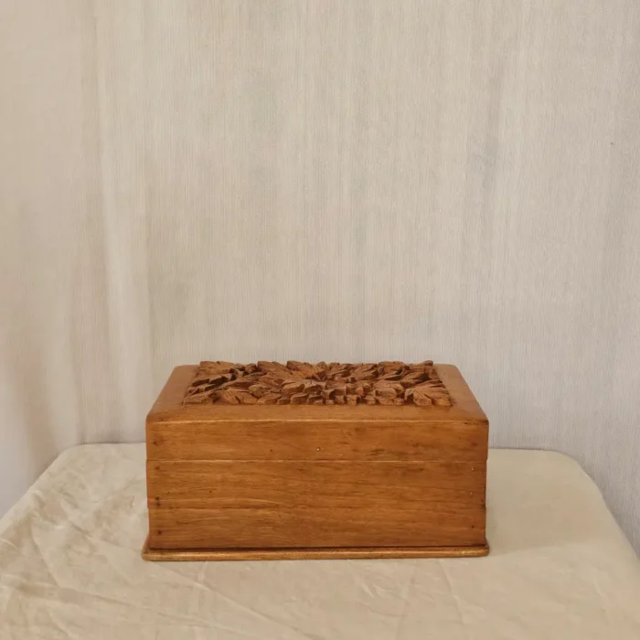 Kashmiri Engraved Walnut Wood Storage Box – Handcrafted - Image 6