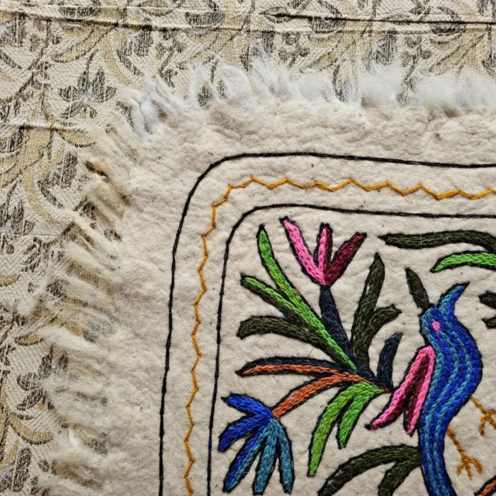 Elegent Kashmiri Hand Aari Embroidered Pure Wool Namda (4x3) - Image 3
