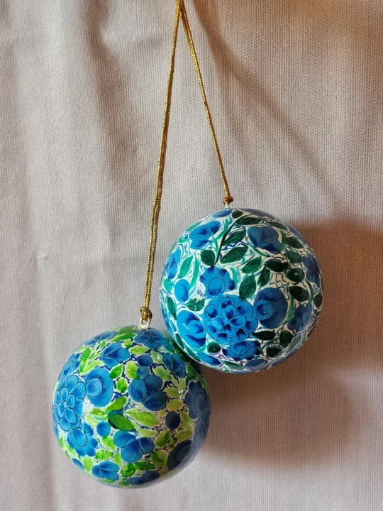 Kashmiri Paper Machie Craft Balls – Set of 2