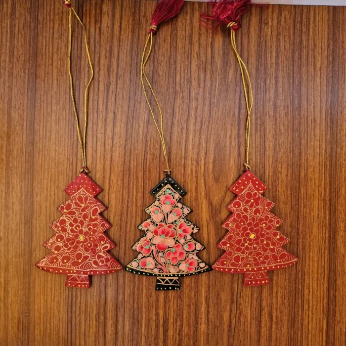 Kashmir-Made Paper Machie Christmas Tree Set – Set of 3 Handpainted Piece - Image 4