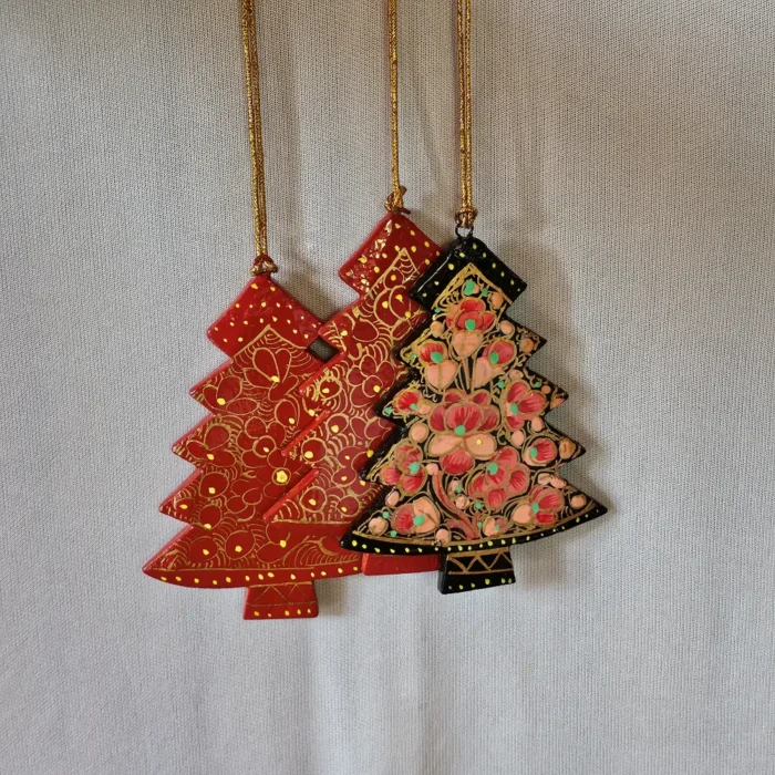Kashmir-Made Paper Machie Christmas Tree Set – Set of 3 Handpainted Piece - Image 5
