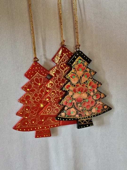 Kashmir-Made Paper Machie Christmas Tree Set – Set of 3 Handpainted Piece