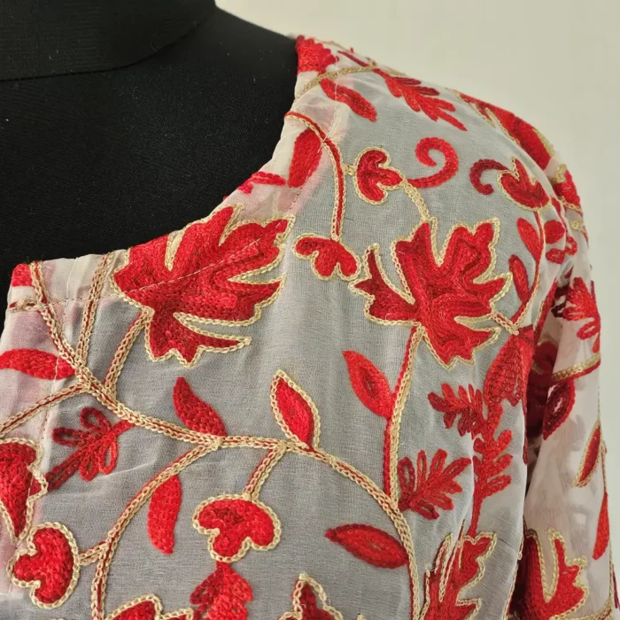 Short White Georgette Kurti with Aari Embroidery from Srinagar – Lal Bazaar Collection - Image 3
