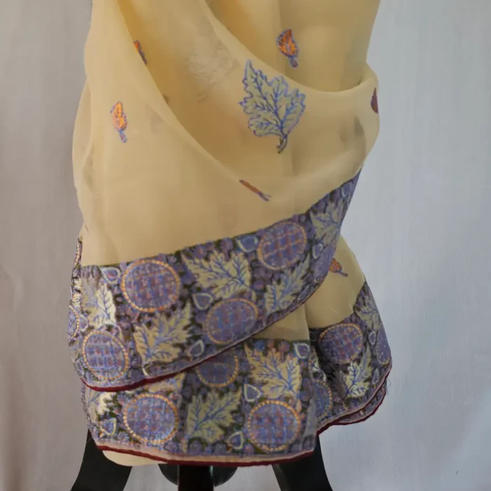 Sozni Embroidered Peach Georgette Saree from Srinagar | Lal Bazaar - Image 3