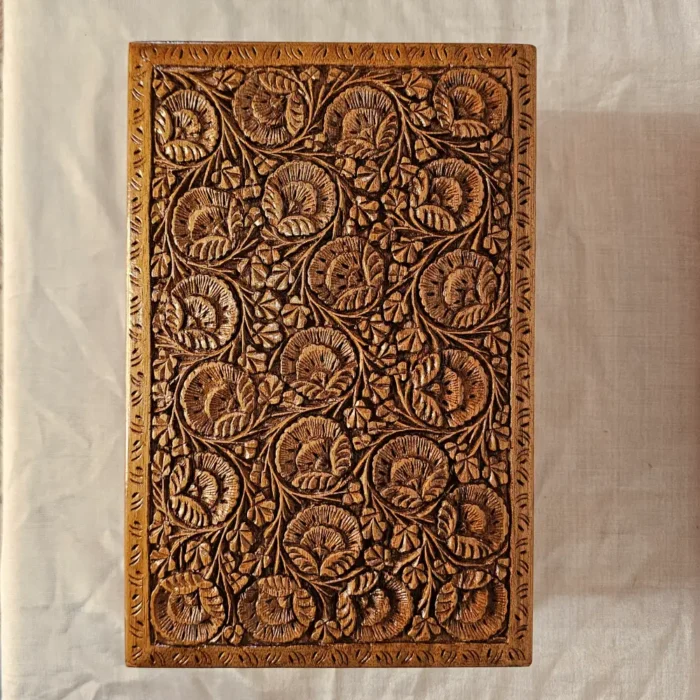 Handcrafted Kashmiri Walnut Box for Jewellery & Keepsakes - Image 4