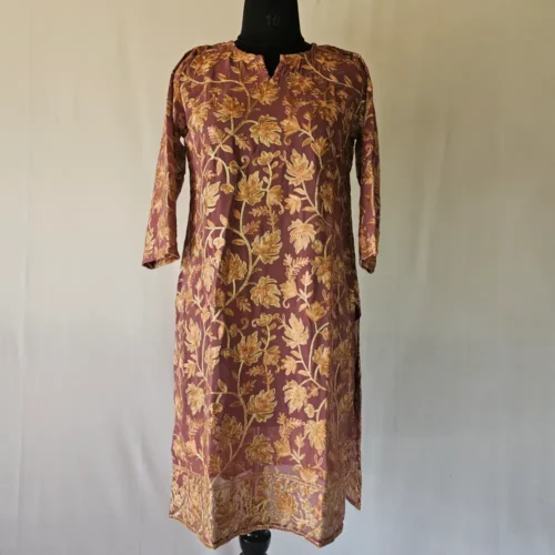 Zarna Magenta Kashmiri Long Kurti in Georgette with Chinari Aari Work