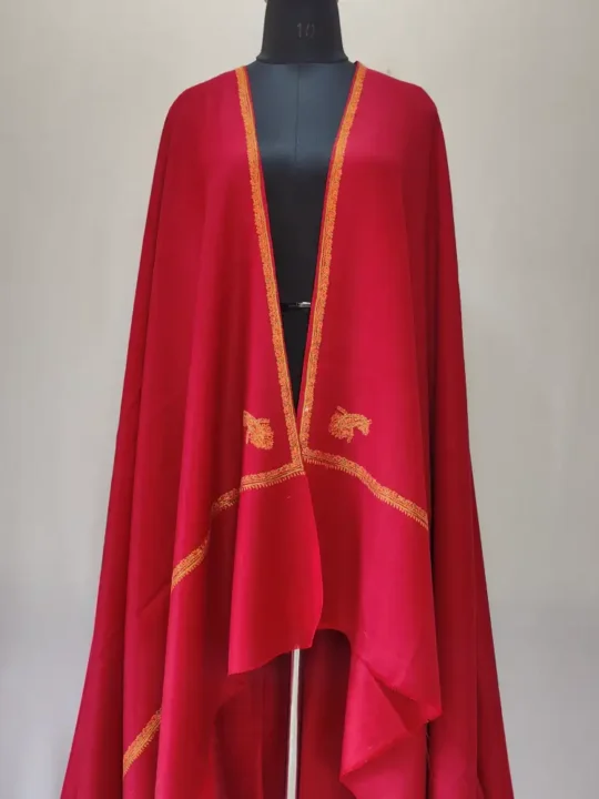 Kashmiri maroon hand sozni shawl in wool fabric