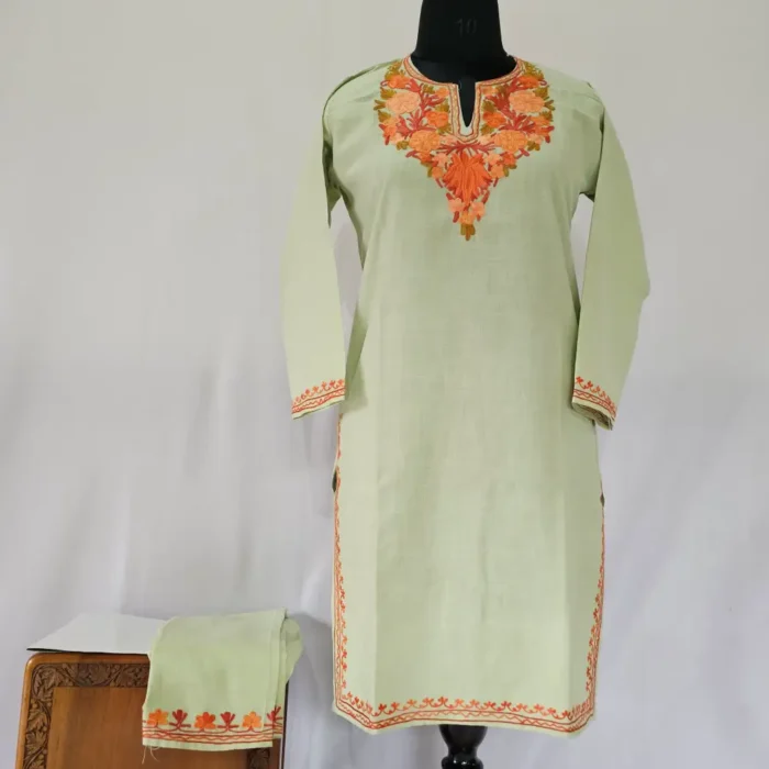 Green Bahar Girls Kashmiri Cotton Aari Embroidered Kurta Set (10-11 years)