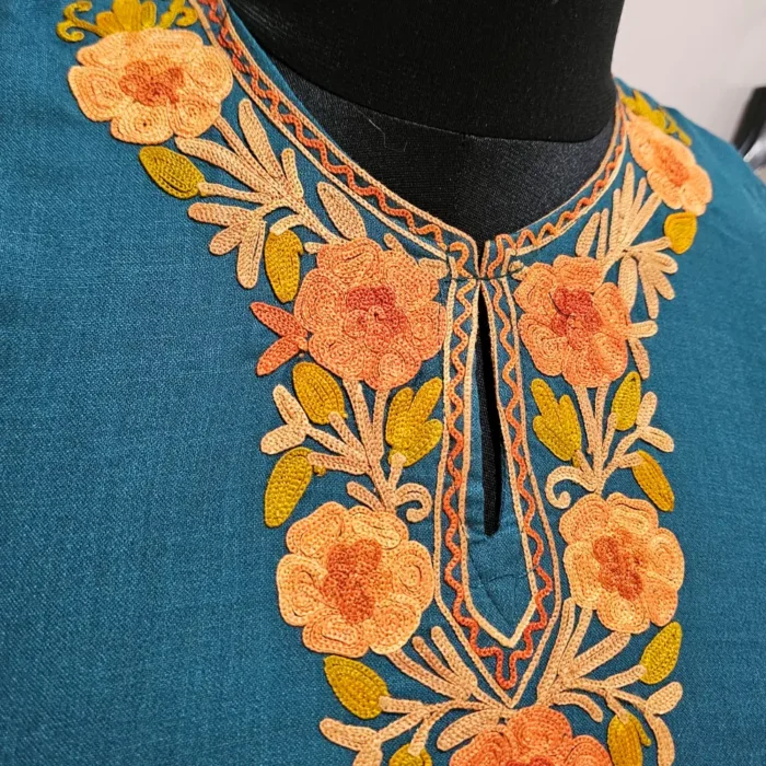 Cotton Kashmiri Aari Kurta Set for Kids With Daman Design– Lailah (4-5 years) - Image 2