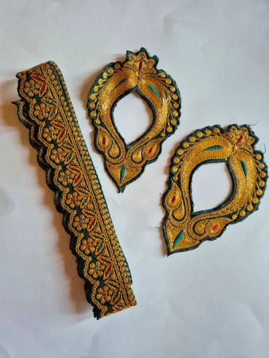 Dark Green Tilla Embroidered Kashmiri Patch Set with Bootis and Laces