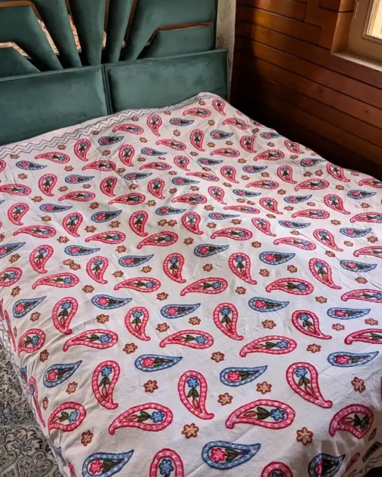 Hand Crewel Embroidered Double Dusoot Cotton Kashmiri Bed Cover