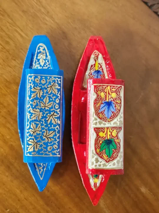 Kashmiri Paper Machie Shikara | Pair of Red and Blue