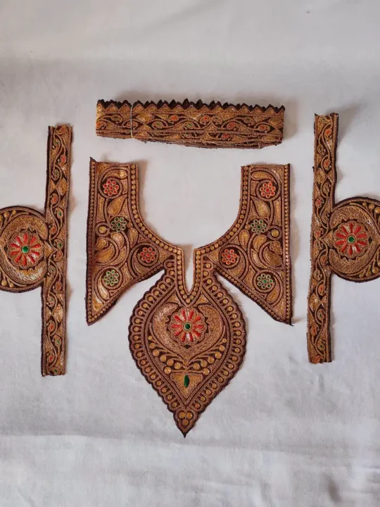 Brown Tilla Embroidered Kashmiri Izband Patch with Sleeves and Laces