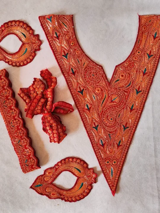 Maroon V Shape Tilla Embroidered Kashmiri Patch with Bootis and Laces
