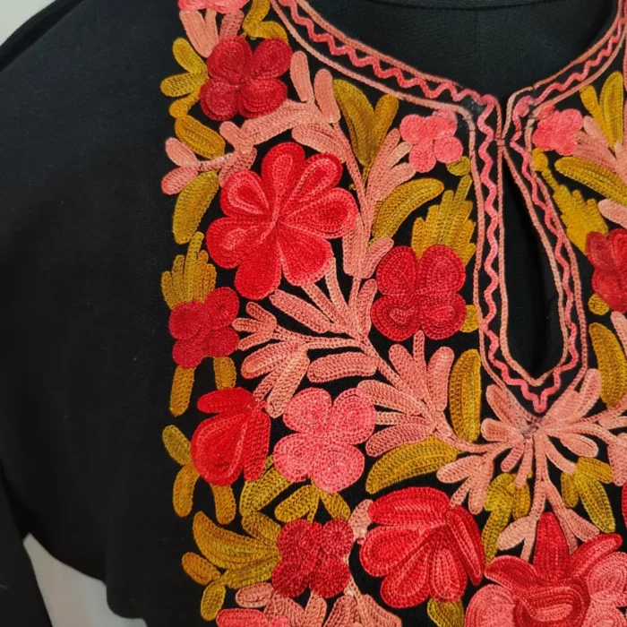 Yasmeen Kashmiri Aari Embroidery Cotton Kurti Set for Teens (8-9 year) - Image 3