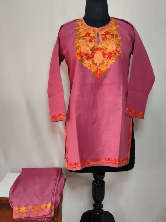 Light Pirple Kashmiri Cotton Aari Embroidered Kurti Set for Small Girl