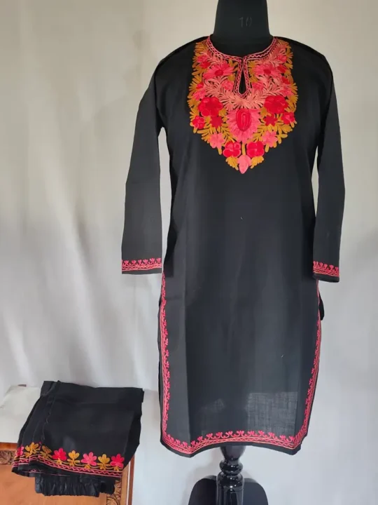 Black color kashmiri Ruby Cotton Aari Embroidery Kurti Set for Teens
