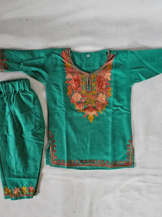 Baby Girls Green Cotton Kurta Set Aari Work