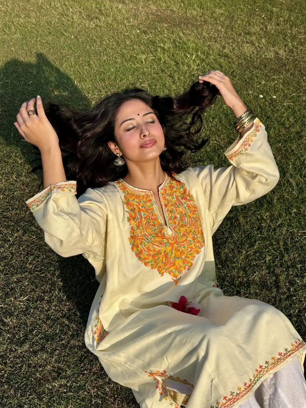 Nazira Cream Cashmilon Pheran with Aari Embroidery for Women