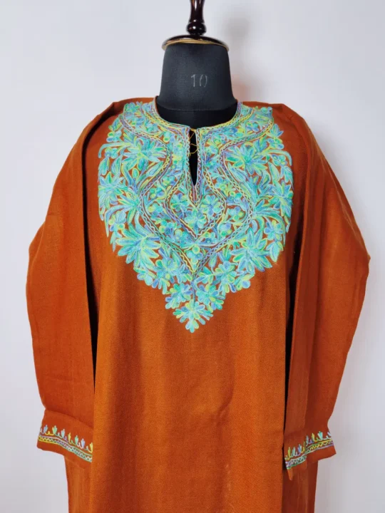 Beige Cashmilon Aari Embroidered Pheran