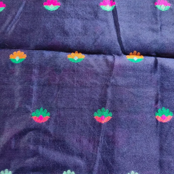 Kani Weaving Dark Blue Saree in Cotton Silk - Image 4