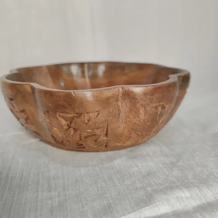 Kashmiri Walnut Wood Bowl - Chinar Carving - Image 2