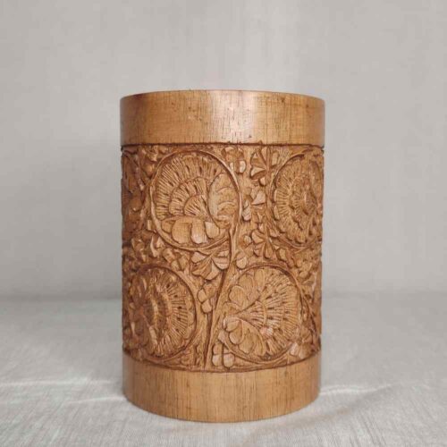 Kashmiri Walnut Wood Pen Holder – Carving in Floral Motif Elegance