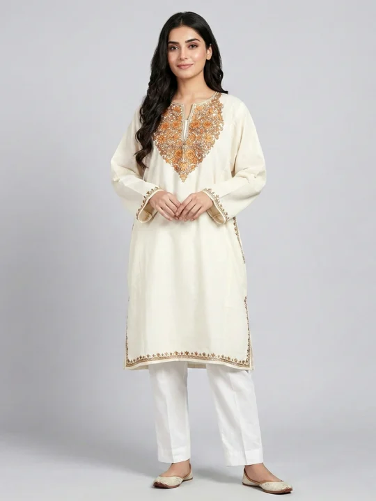 White Short Pheran for Women , Kashmiri Raffal Sozni Handwork (38,49)