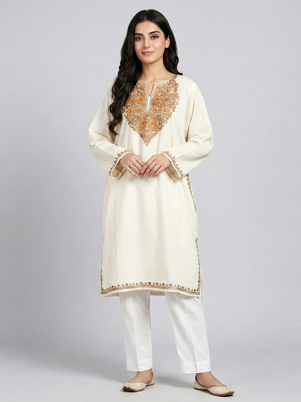 White Short Pheran for Women , Kashmiri Raffal Sozni Handwork (38,49)