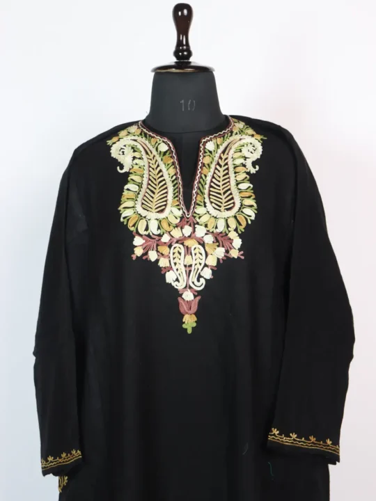 Black Cashmilon Wool Ladies Aari Embroidery Pheran