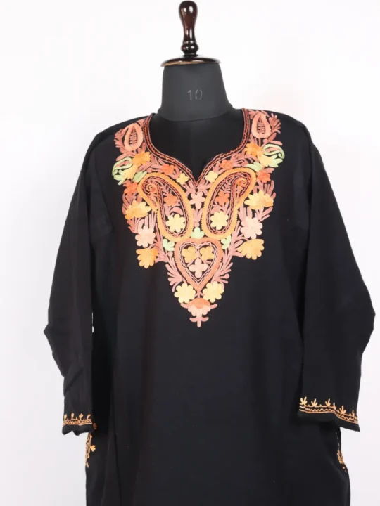 Black Cashmilon Wool Pheran with Aari Work