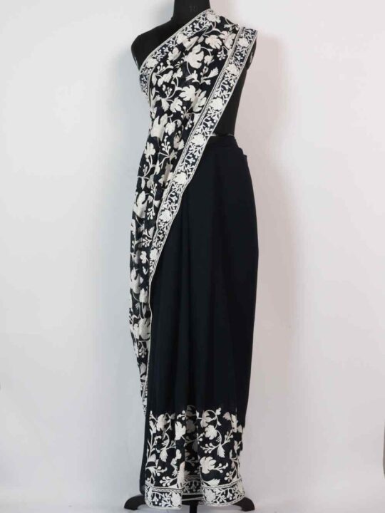Chinar Aari Embroidery Navy Blue Ruqaiya Akh Rang Saree