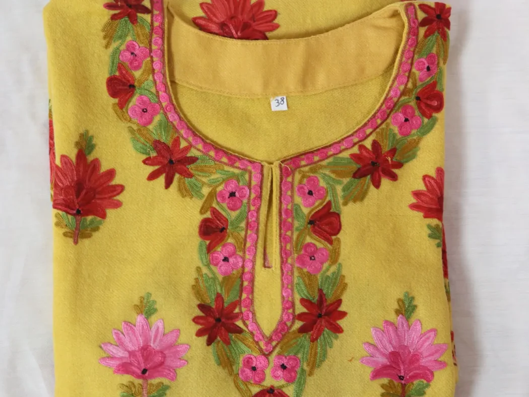 Hameeda Raffal Wool Yellow Pheran with Aari Work - Image 4