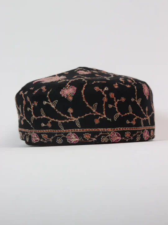 Black Toosha All-over Sozni Work Men’s Cap