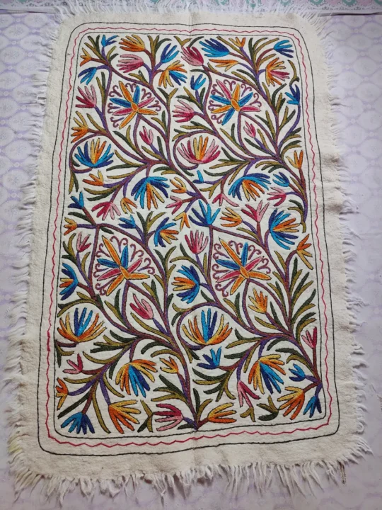 Wool Kashmiri Namda with Hand Aari Embroidery 6×4 ft