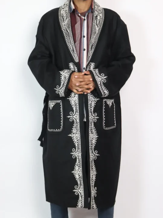 Kashmiri Tweed Hand Aari Work Black Men Gown | Bathrobe for Winter