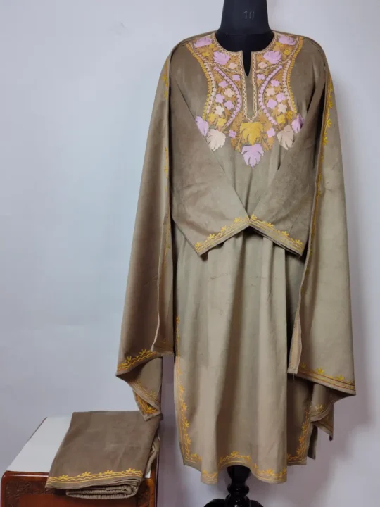 Beige Velvet Aari Work 3pc Pheran Set Yasmeen