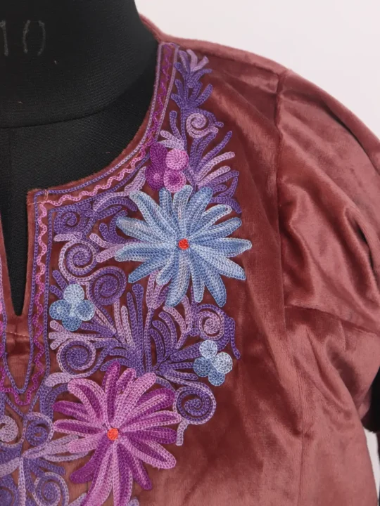 Inshirah 2Pc Kashmiri Girls Dusty Rose Pheran In Holland Velvet With Floral Embroidery (12 to 13Y) - Image 3