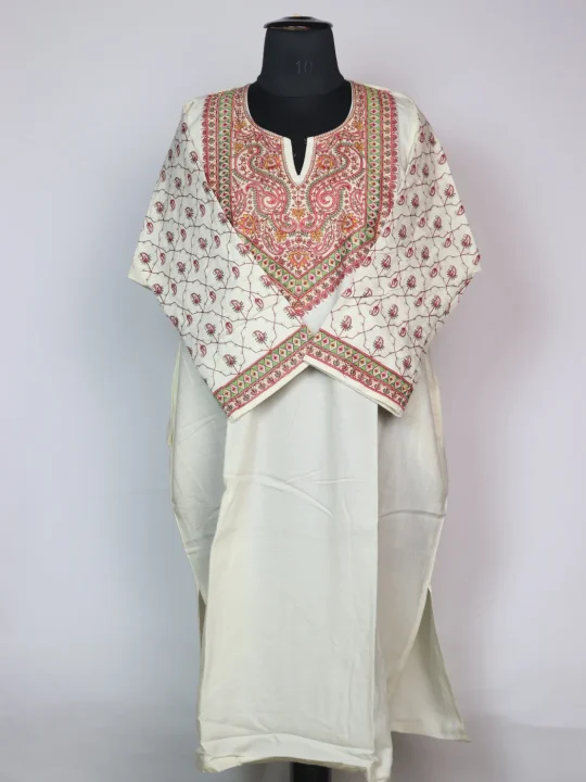 Zabarwan Kashmiri Pheran In Cashmilon Wool With Sozni Embroidery | Off White