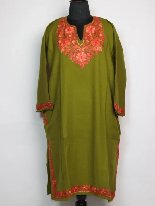 Farhana Mehndi Green Border Aari Work Pheran in Cashmilon Wool