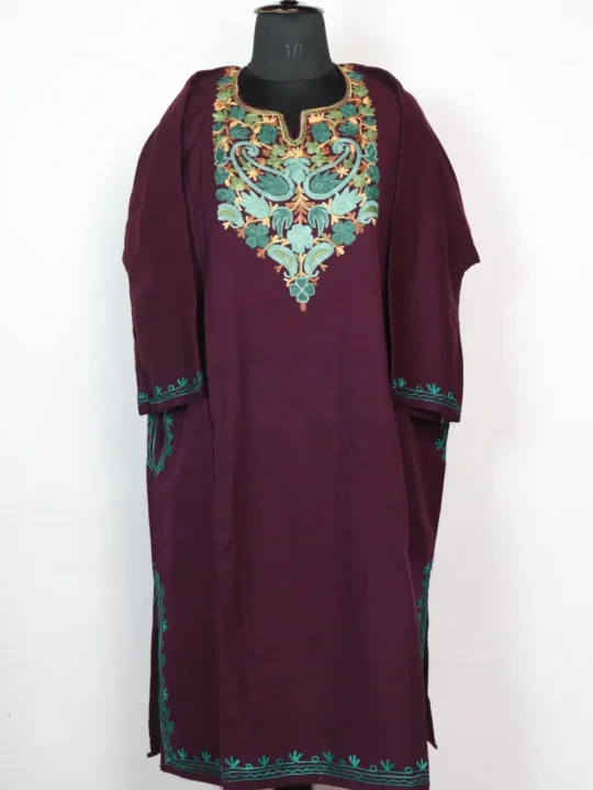 Aari Work Purple Loose Pheran in Cashmilon Wool