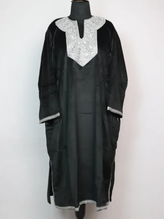 Loose Charcoal Black Velvet Pheran with Zari Tilla Embroidery