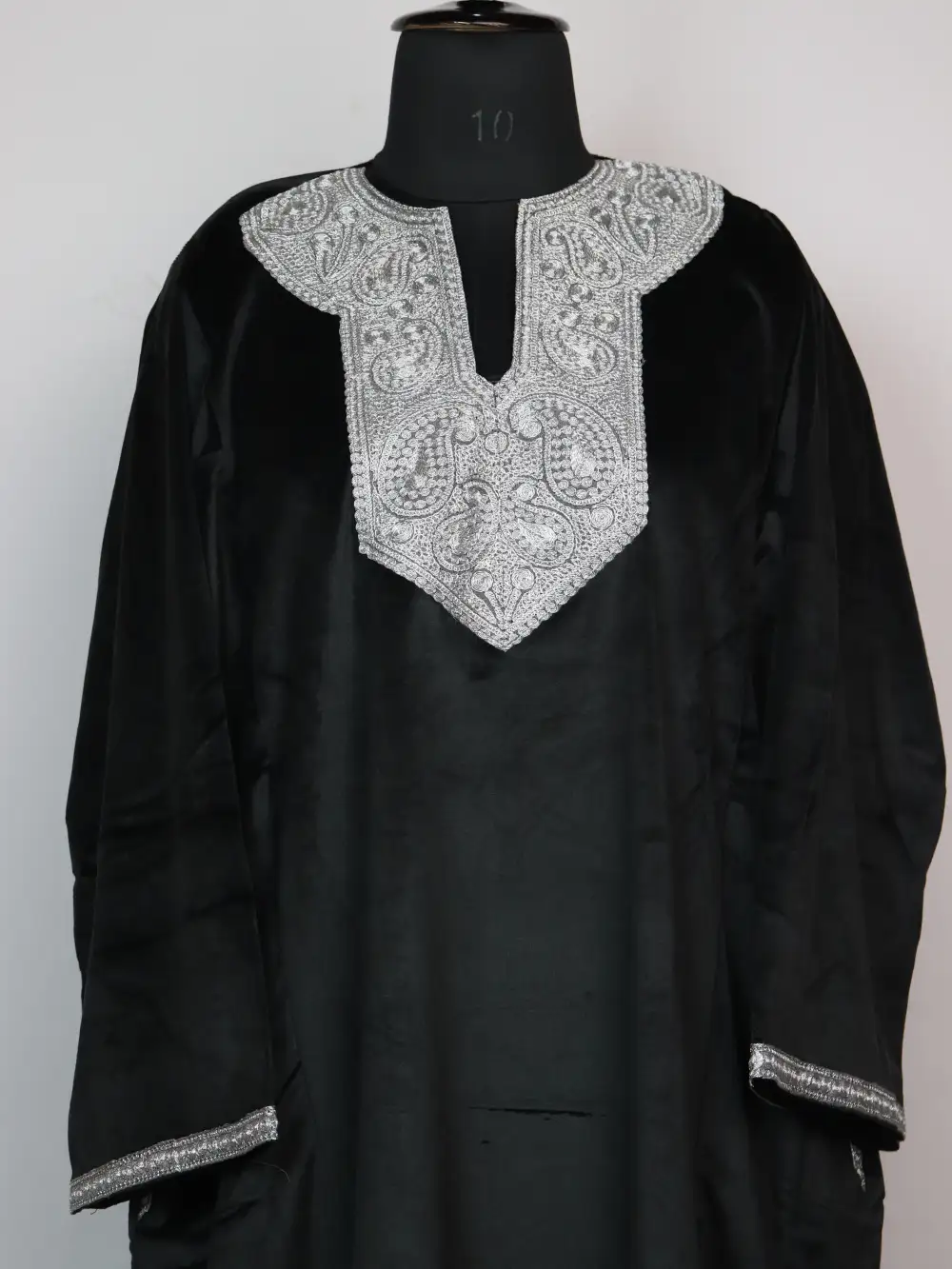 Loose Charcoal Black Velvet Pheran with Zari Tilla Embroidery - Image 2