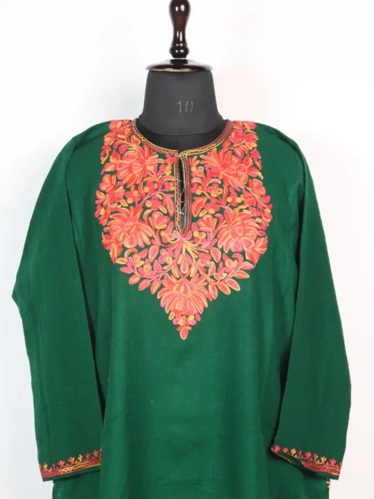 Aari Work Naaz Green Pheran in Cashmilon Wool