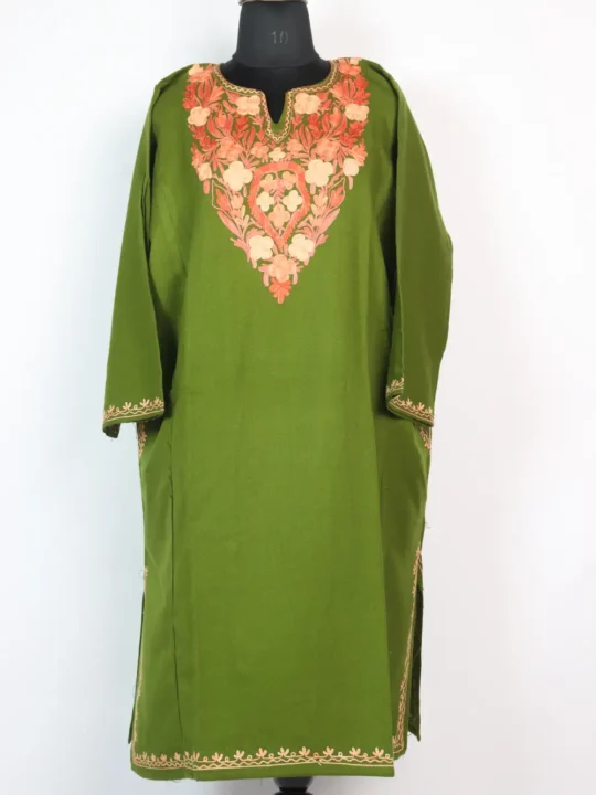 Mehreen Green Cashmilon Wool Pheran with Aari Embroidery
