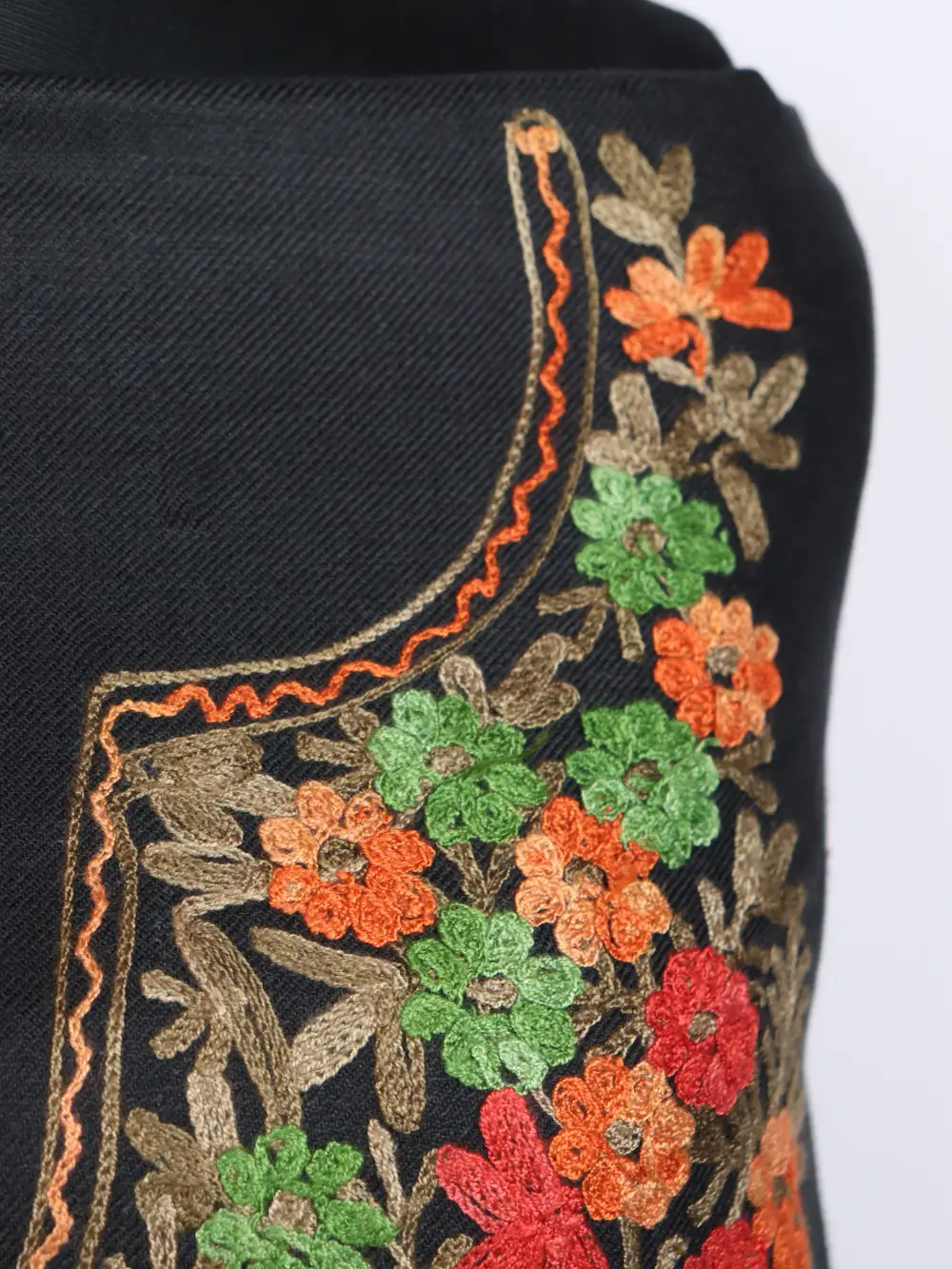 Black 2pc Nusrat Suit in Cashmilon Wool with Aari Embroidery - Image 3