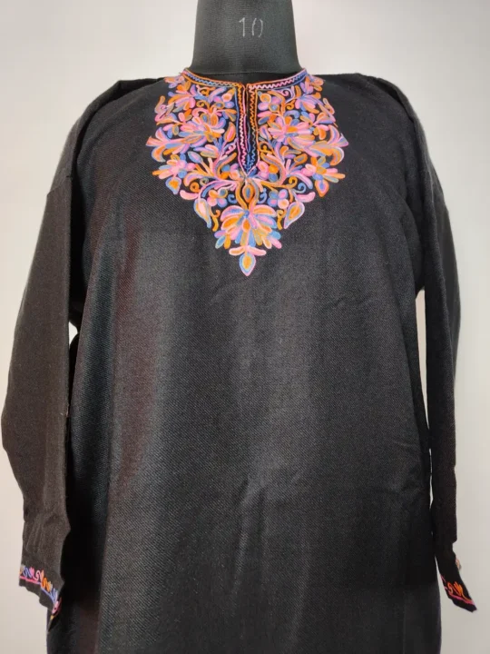 Aari Embroidered Black Short Cashmilon Wool Pheran